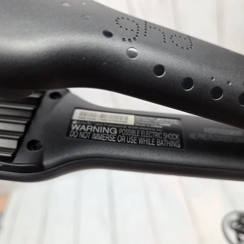 GHD Contour Professional Hair Crimper Black Limited Edition